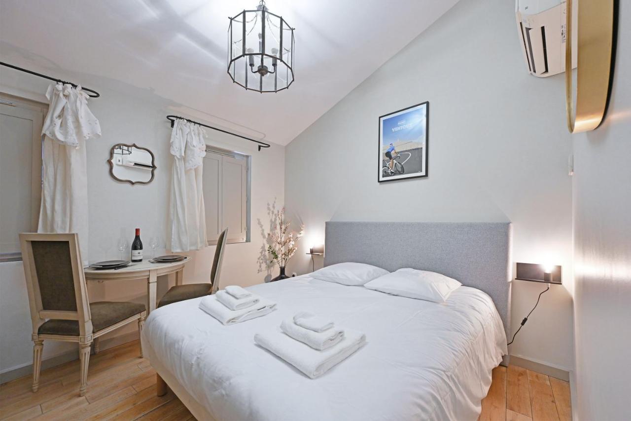 Au Coeur Des Papes, Dans Batisse De Charme Studios & Appartements En Coeur De Ville Авиньон Экстерьер фото