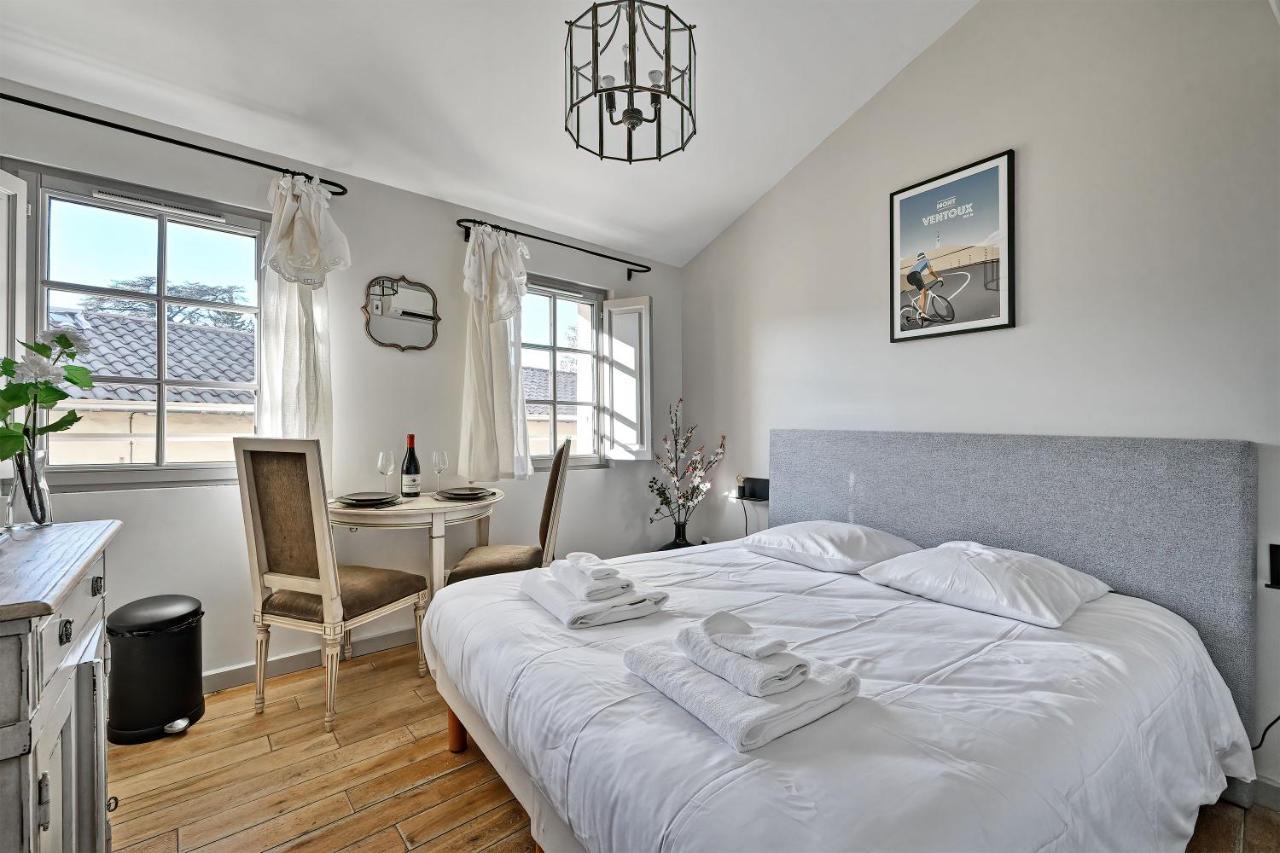 Au Coeur Des Papes, Dans Batisse De Charme Studios & Appartements En Coeur De Ville Авиньон Экстерьер фото
