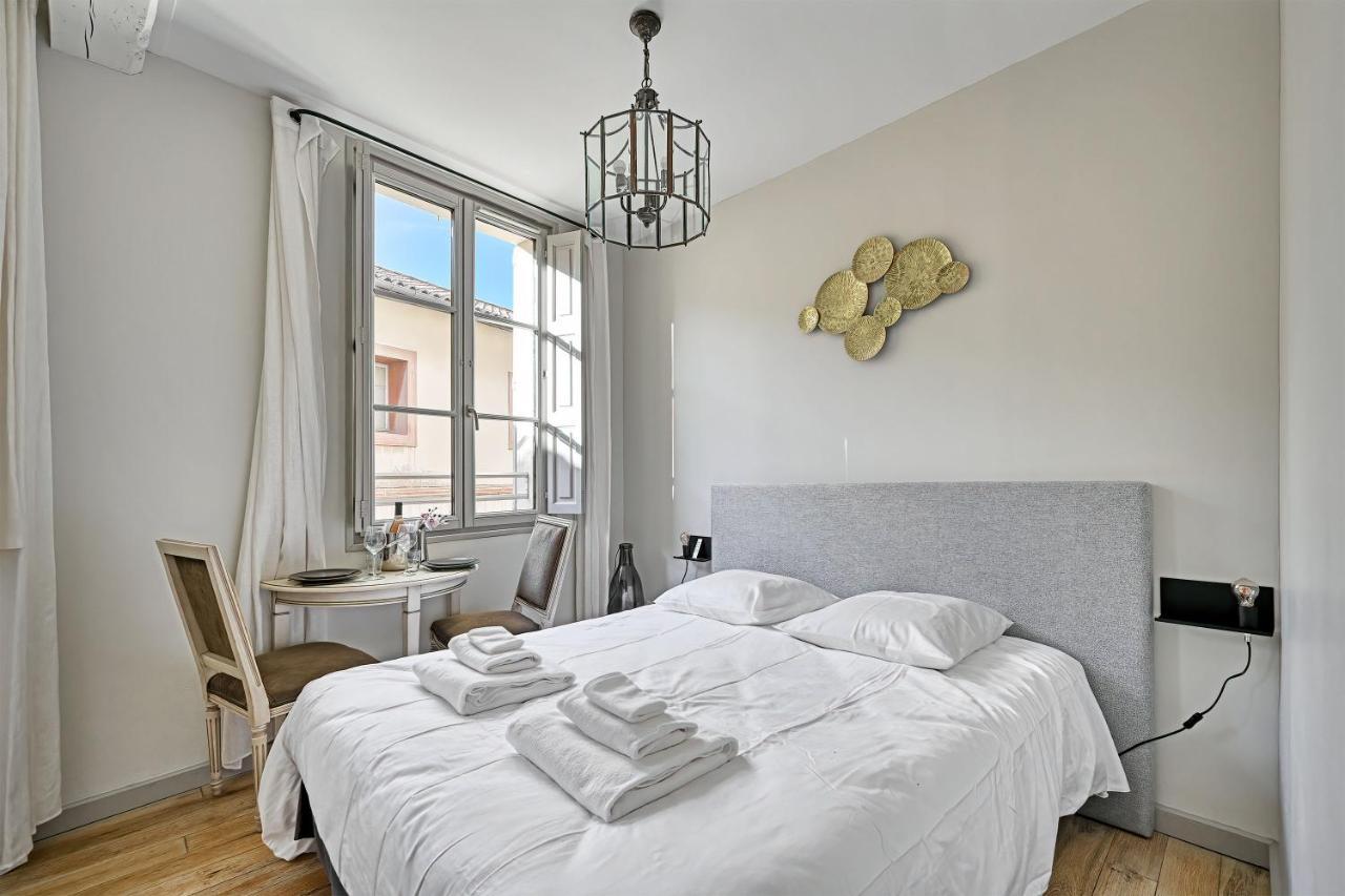 Au Coeur Des Papes, Dans Batisse De Charme Studios & Appartements En Coeur De Ville Авиньон Экстерьер фото