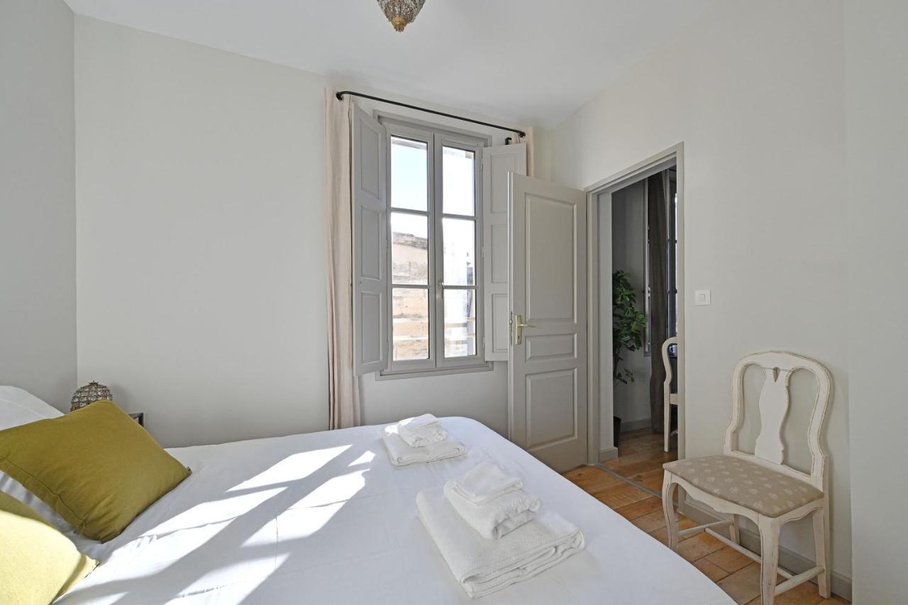 Au Coeur Des Papes, Dans Batisse De Charme Studios & Appartements En Coeur De Ville Авиньон Экстерьер фото